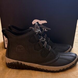 Sorel out n about plus Waterproof Boots